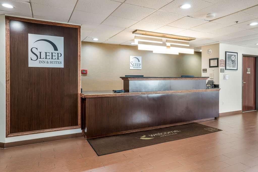 Sleep Inn & Suites Jacksonville Near Camp Lejeune Interior photo